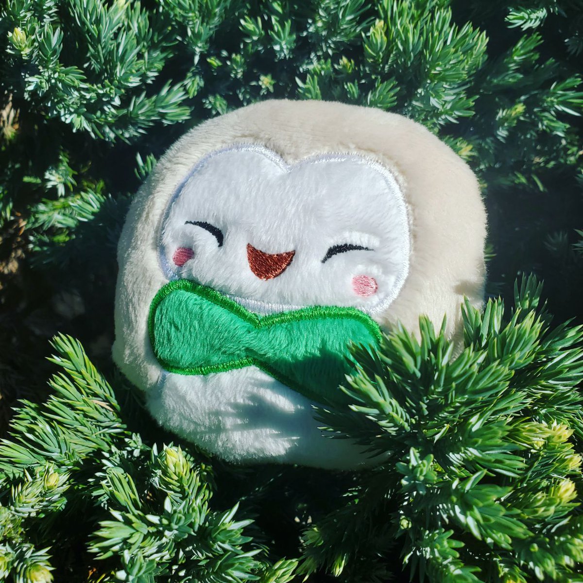 I'm Slothie. A plush artist specializing in cute and tiny friends 🥺

#PortfolioDay