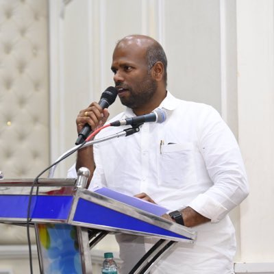 ShivaaBJYM's tweet photo. கருத்து சுதந்திரம் இன்று காலை 8:15 மணிக்கு @Selvakumar_IN கைது பிறகு தமிழகத்தில் காணவில்லை. https://t.co/OXAioIQQbn