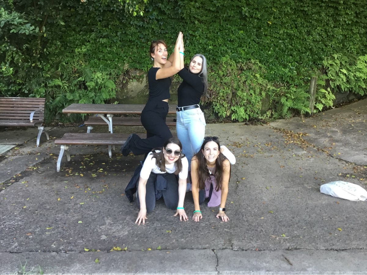 Name a better way to spend the day than exploring the Zoo on a high-tech treasure hunt with your team! 🦒🦓🐘 

Build your BUZZ and strengthen your team's leadership and critical thinking skills with Be Challenged's Safari program!

Contact our team today! 
📞1300 723 476