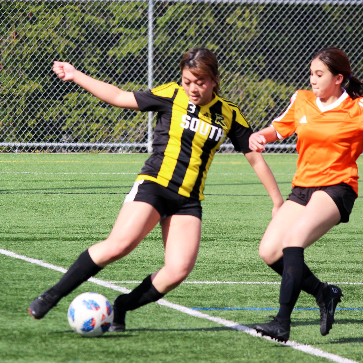 RebelsAthletics's tweet photo. Our Senior Girls #Soccer team were in
@BNWSAA League action today vs @GoHyacks. Great to see our team continue to make progress each game!
#ForzaRebels #VamosRebels #GoRebels 🖤💛⚽️ https://t.co/OBhxiFIvmG