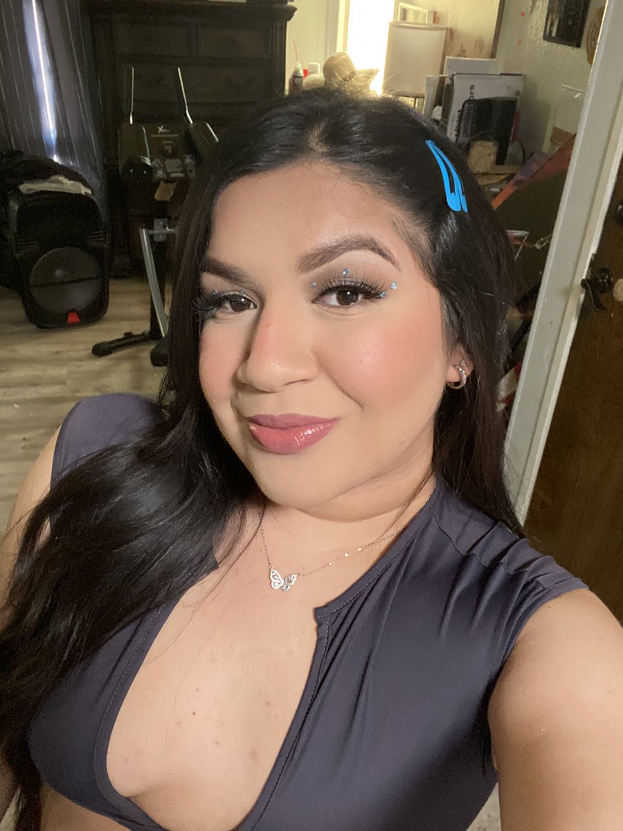 vanessaa_trejo's tweet photo. 🦋 https://t.co/Dq7uKfBnYQ