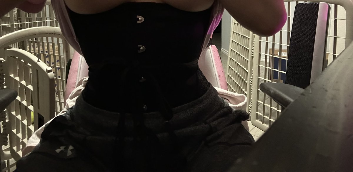KorruptionKitty's tweet photo. Down to an XS ❣️✨ #waisttraining #corset #sizedown #hourglass #findom #femdom https://t.co/6nzbYmR1e1