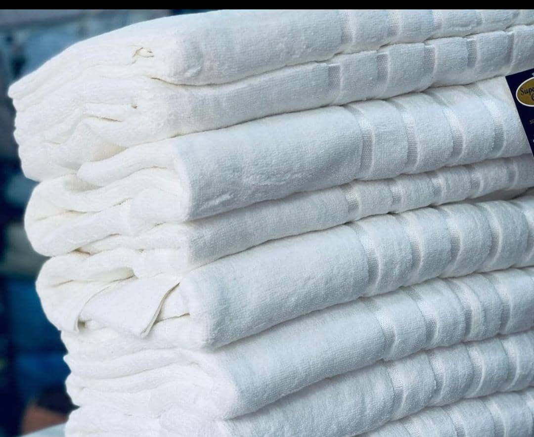 Goodmorningser's tweet image. Do you have a good #drycleaner that handles your beddings . Would you mind to contact us for help to clean them all. 0751877351