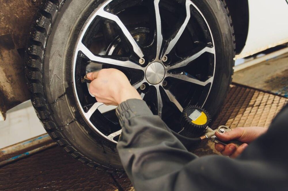 SmartCarTrends's tweet photo. What Are The Best Specialty Car Tools And Why You Need Them https://t.co/oXdRCm3cdd #smartcartrends #blog #car #essentials #accessories #ideas https://t.co/dkqtPQ4yR6