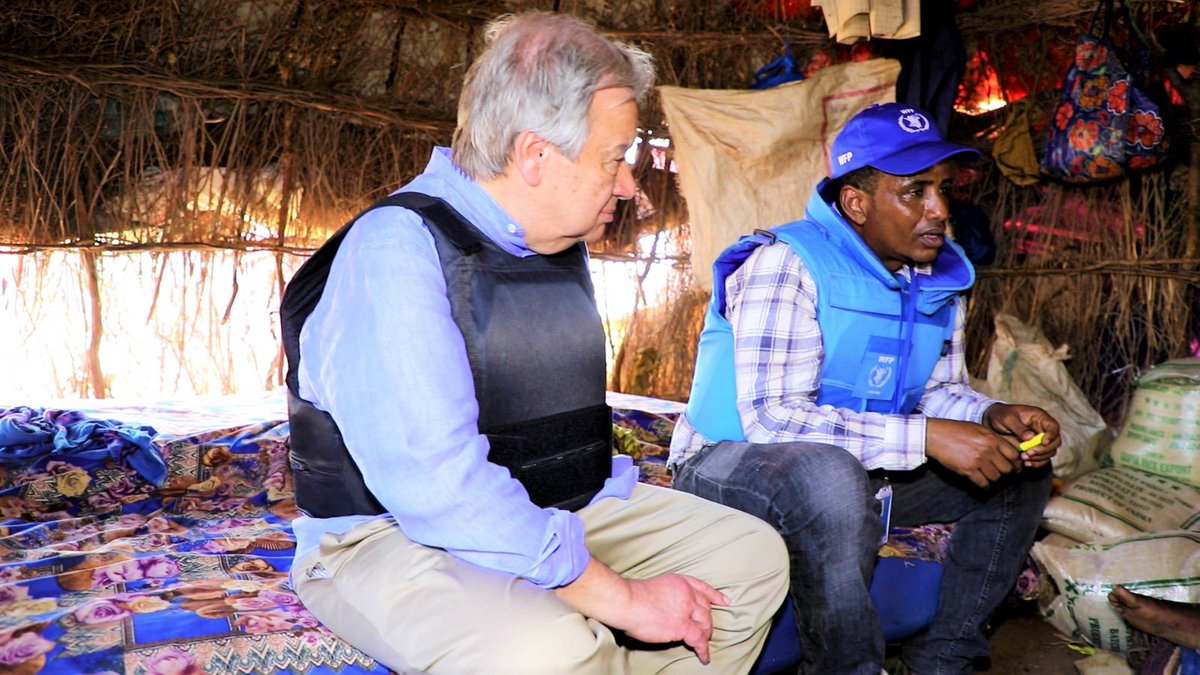 Mosman12b's tweet photo. The United Nations General Secretary @antonioguterres arrived in Somalia l, social #Baidoa where live more than#800k refugees, affected by drought and climate crises.
@UN
#Drouht #ClimateCrisis #ClimateAction #Peace https://t.co/MKDbesS985