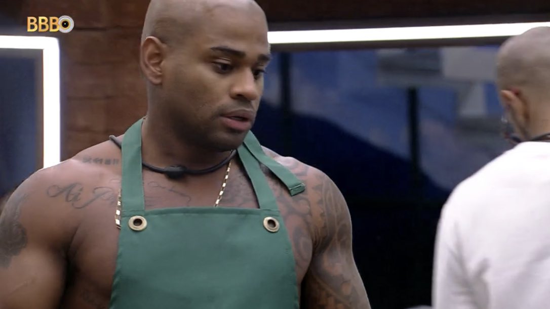 pepedroz's tweet photo. Larissa: “Você não faz merda nenhuma.”

Black: “Quem faz é você né, só não esqueça que você ja saiu.” 

AQUI ELE MATOU, PODE ENTREGAR O PRÊMIO #BBB23 #foraaline https://t.co/VEMHHIlgXQ