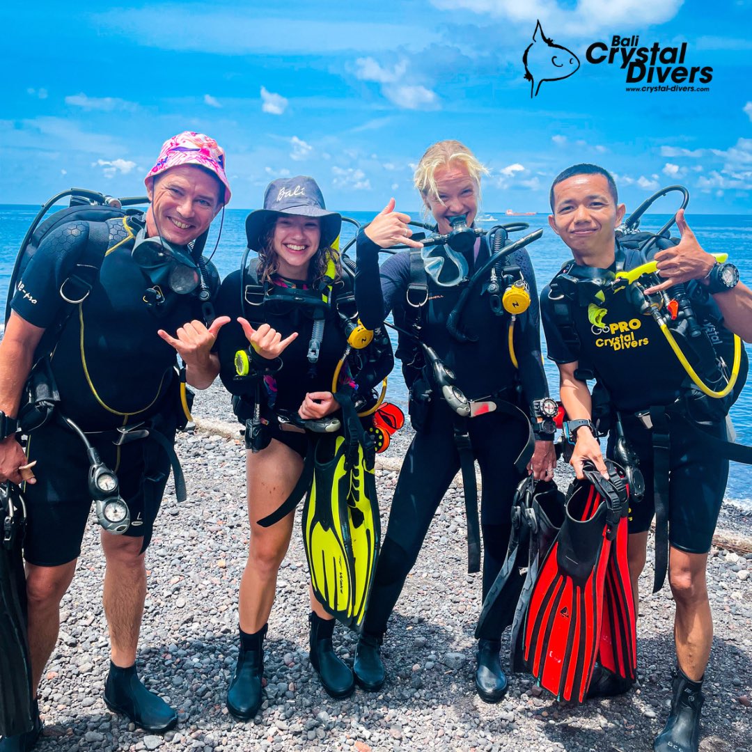 The ocean is calling, so we go diving!

#diving #scubadiving #divemaster #balicrystaldivers #gopro #openwater #padi #diving #bali #indonesia #Aile #celebrityhunted #ChampionsLeague #KhosiTwala𓃵 #trending