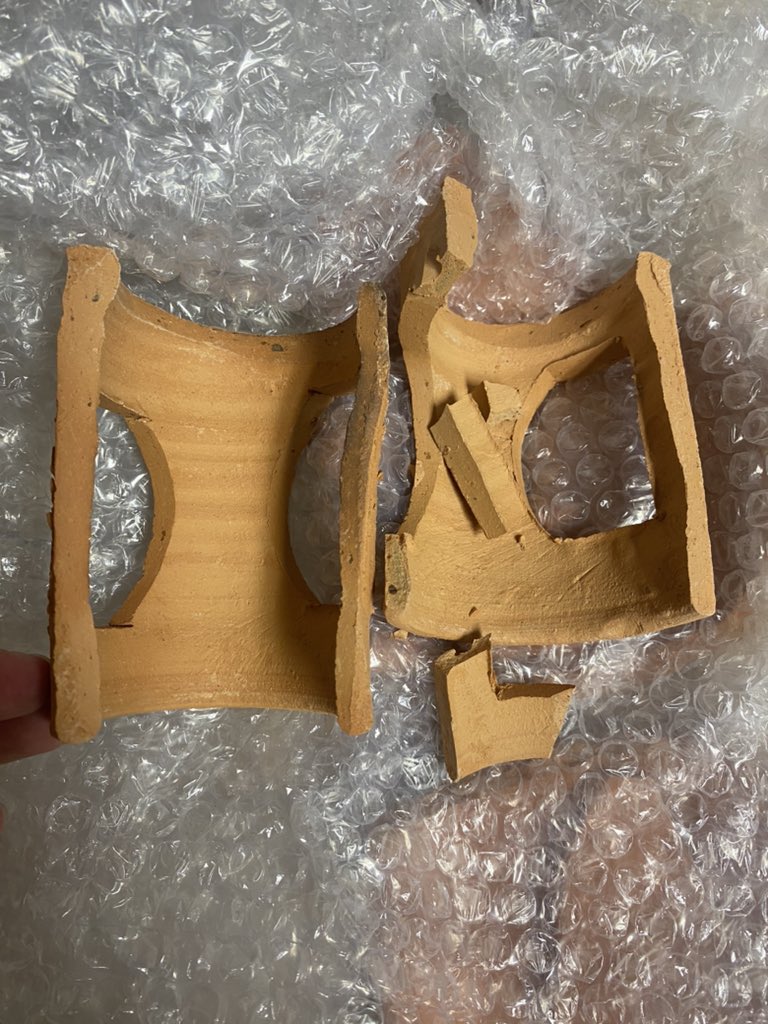 ShinJii92's tweet image. บ้านดิเผากุแตกละเอียดยิบ ใช้ได้แค่ฐานบน อุโมงก็แตกอันนึงรอมาอาทิตย์นึงเพื่อแบบนี้เหรอ!!? จัดส่งตั้งแต่วันที่ 4 จัดส่งวันที่ 12 รอมานานขนาดนี้ โคตรเสียความรู้สึก #ShopeeExpress