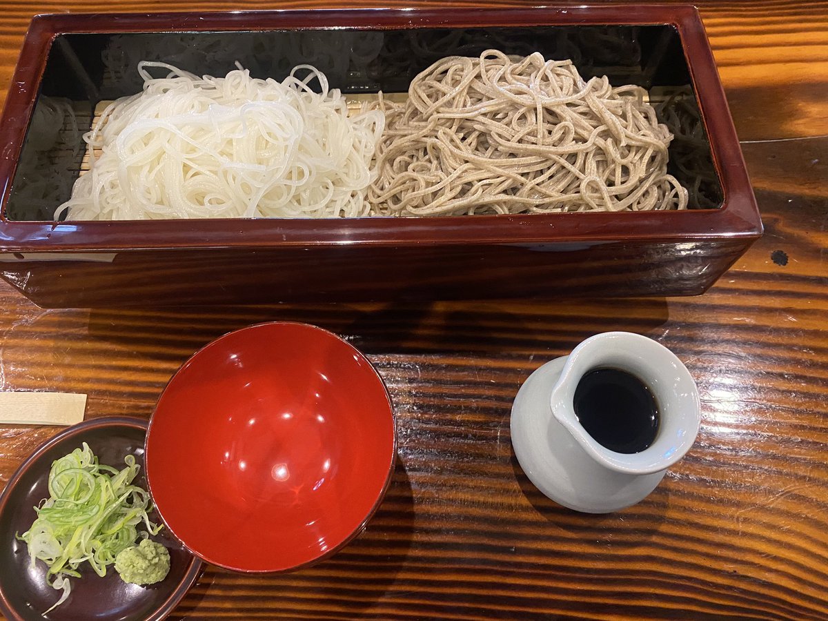 DayoNaoking's tweet photo. 美味すぎる。。。
色んな蕎麦食べてるけど抜群に美味い。。
蕎麦もつゆも蕎麦湯も完璧でした✨ https://t.co/I15GsfBY8B