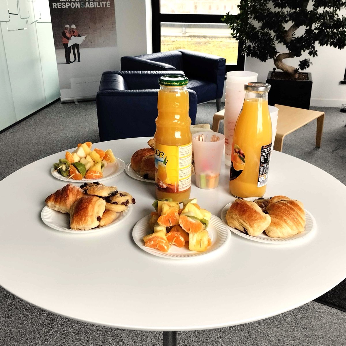 box'n services tweet media