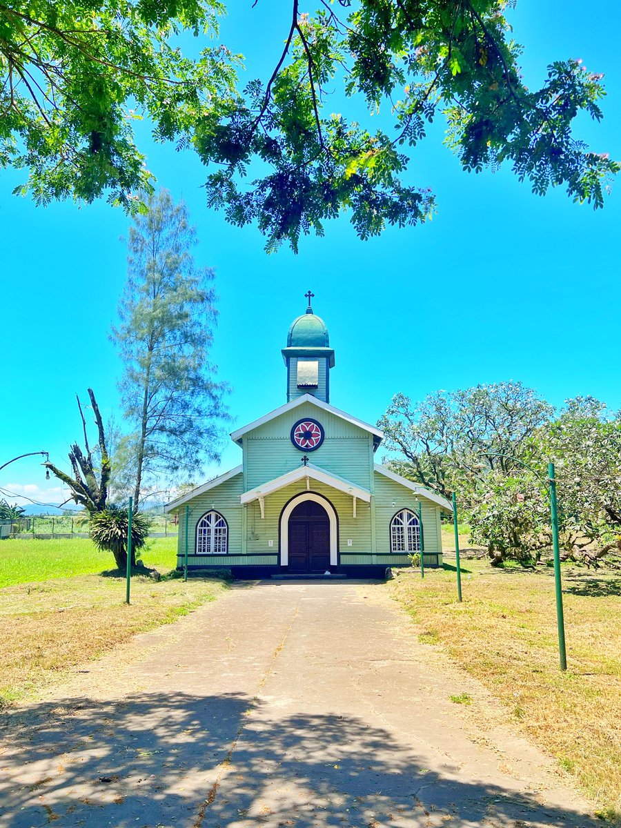 magicmarc721's tweet image. The picturesque Mojon Chapel in the outskirts of Bais, Negros Oriental. Built 1918 by owners of the Central Azucarera de Bais sugar plantation. Very Gone with the Wind, gyud?  #Bais #negrosoriental #dumaguetecity #itsmorefuninthephilippines #heritagetourism