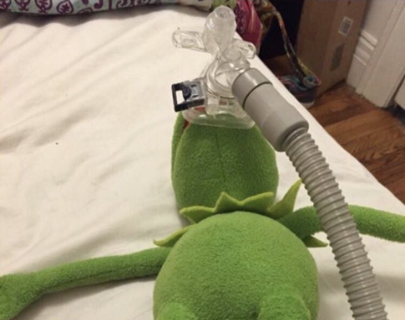 oncontextlakers's tweet photo. Lakers fans watching this game https://t.co/q9WbARZ1XA