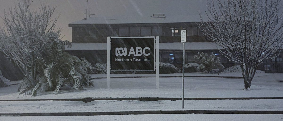 Have you ever called out someone you caught shoplifting?

Steven Brown joined Lucy Breaden on ABC Radio Hobart and ABC Radio Northern Tasmania to discuss a citizen’s arrest. 

lynnandbrown.com.au/radio-intervie…