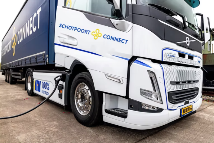 #transport : Schotpoort Connect zet Volvo FM Electric in voor NS >> duurzaam-actueel.nl/schotpoort-con… #electrisch #truck