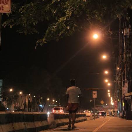 crixusjaye's tweet photo. "Minsan sa may kalayaan tayo, nagkatagpuan. May mga sariling gimik at kanya kanyang hangad sa buhay"

I'll never forget this song's significance because it brings back memories of simpler times. With your friends, hanging out after your long and busy school days. https://t.co/zUaIP3jgHa