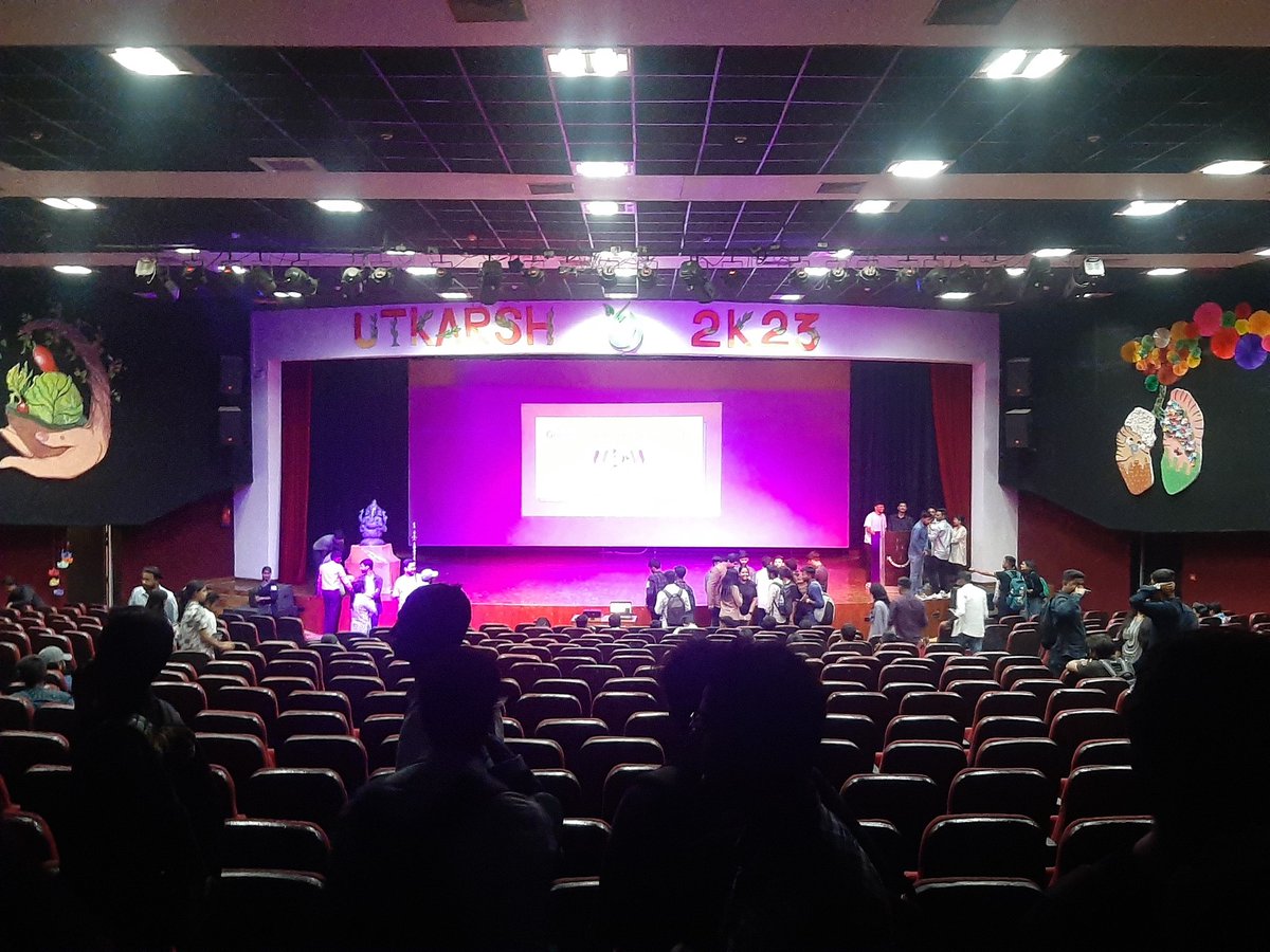 suraj_sharma14's tweet photo. i've attended
@gdscwow_lucknow
event ,Feeling grateful for the opportunity to attend GDSC WOW LUCKNOW! It was amazing to connect with so many people who share same passion for technology and hear from speakers who are shaping the industry.#gdscwowlucknow
#gdscwowlko #letswow https://t.co/lulUXTN5Ug