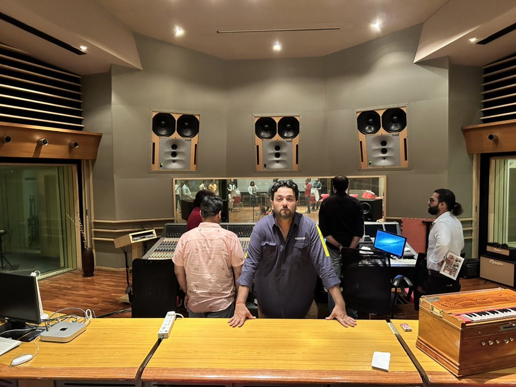 directorlom's tweet photo. Re-Creating historical song for Doctors at Yash Raj Studios. A Anthem dedicated to medical professionals for my upcoming feature βA Man with White Coatβ.
Time to restore the lost glory and pride.
#doctors #anthemsong #moviesong #musicrecording #amanwithwhitecoat #nextfeature https://t.co/a4xuLhleh8