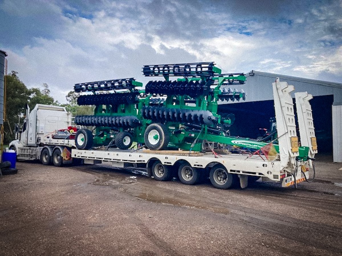 STAGMachinery's tweet image. #KLineAg Demo Day, the Speedtiller Powerflex has landed! #stagmachinerygroup