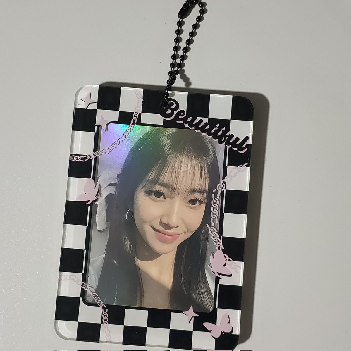 priosells's tweet photo. wts lfb ph 

pink pc holder acrylic with chain

100 ea
200 sumin weverse pc
free pf if will buy with pc
prio payo / 1 week res

can do rush shipping

mod: flash express jnt
mop: gcash

t. youngluv pob stayc photocard poca pastel clear https://t.co/xggq37w60j