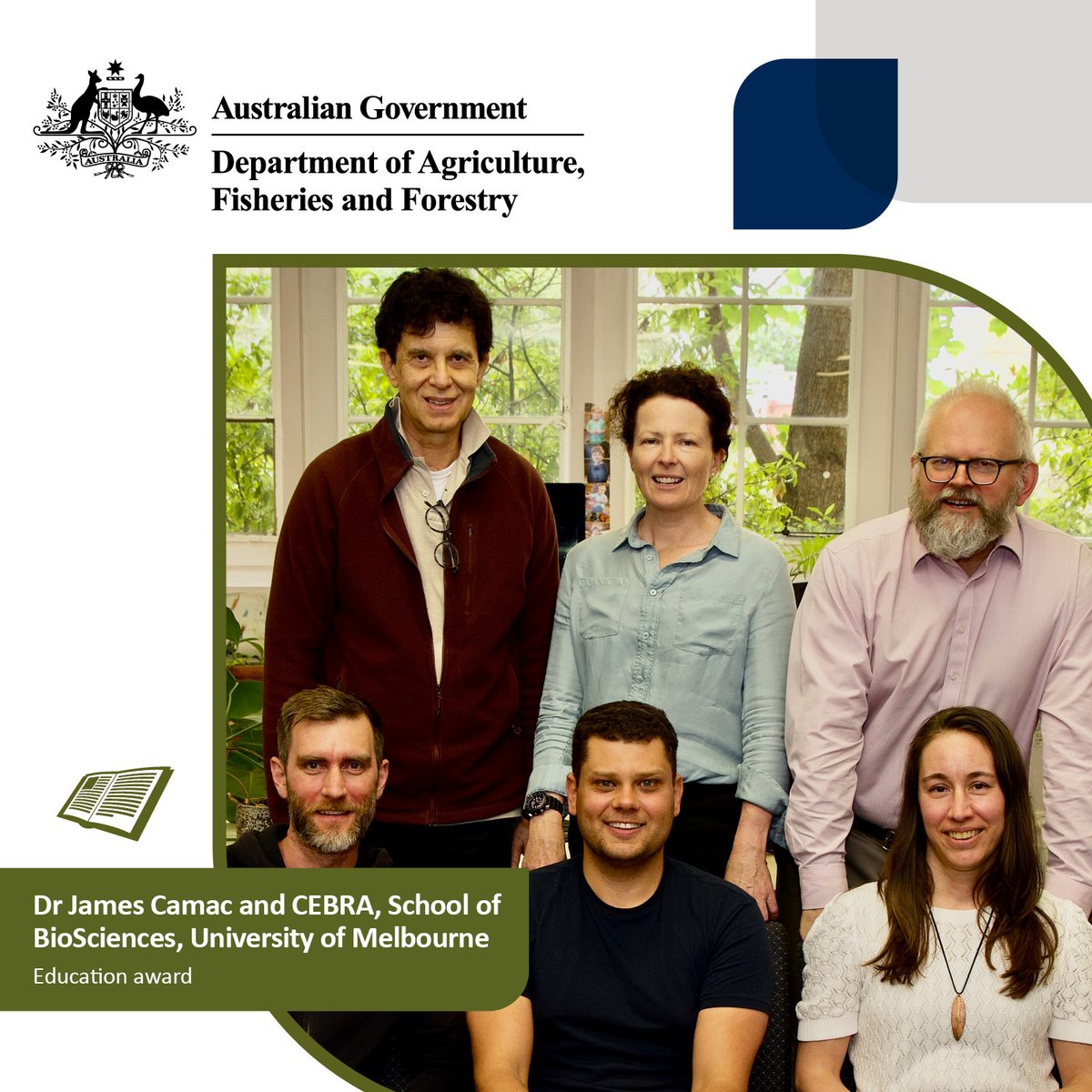 jscamac's tweet image. I am deeply humbled that myself and the teaching team at @CEBRA_UoM received a @DAFFgov  Australian Biosecurity Award for Excellence in education for the work we've done in developing a practical postgraduate biosecurity subject @BioSci_UniMelb @UniMelb agriculture.gov.au/about/news/aba….
