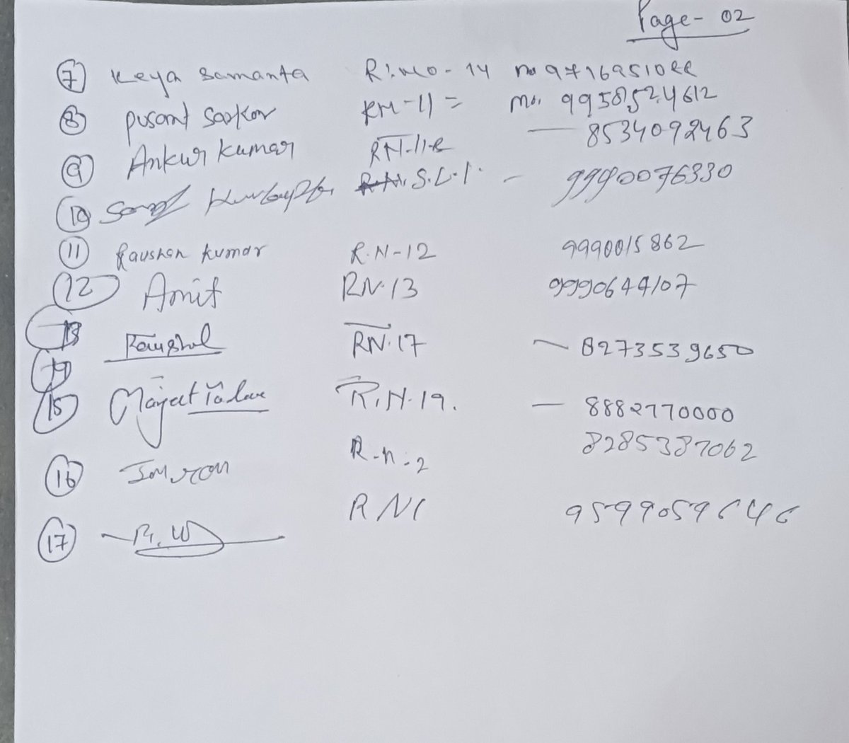 Debashish_NEWS's tweet photo. 20 मार्च 2023 से येह कार्य प्रारंभ हुआ था ��रंतु हर 2 से 3 दिन पर कार्य पर विराम लग जाता है जिससे वहां के दुकानदार भाई काफी परेशान है उनकी रोजमर्रा की जिंदगी कमाई के साधन के जगह जिससे वह अपने घर की भरण-पोषण करते हैं नोएडा प्राधिकरण के ठेकेदार कार्य को सही तरीका से नहीं करवा रही है https://t.co/eUuXOubpKs