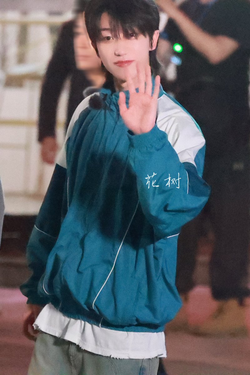 230411

乖乖🥹🎱

#SEVENTEEN #THE8 
#디에잇  #ミンハオ
#徐明浩 <a href="/pledis_17/">세븐틴(SEVENTEEN)</a>