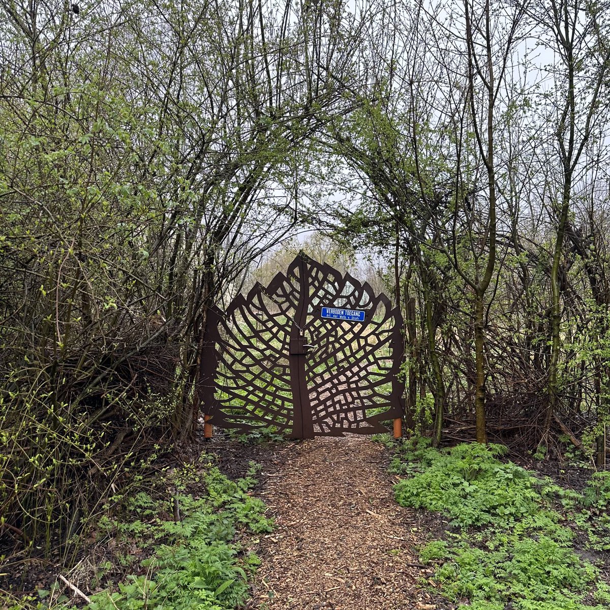 Vrijdag gaan we weer fietsen langs meer dan 5 Voedselbos locaties🤗 En het belooft veel beter weer te worden dan op de eerste foto van een paar jaar geleden!😉 Fiets je lekker mee? Het is op basis van waarde bepaling achteraf😎🌳🌸

Info en aanmelden: ondergrond.eu/activiteit/voe…