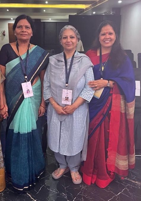 At the Ramayana Kala Utsav, organised by the <a href="/FoundationPK/">Prabha Khaitan Foundation</a>  in Ayodhya. 
#Ramayanakalautsav