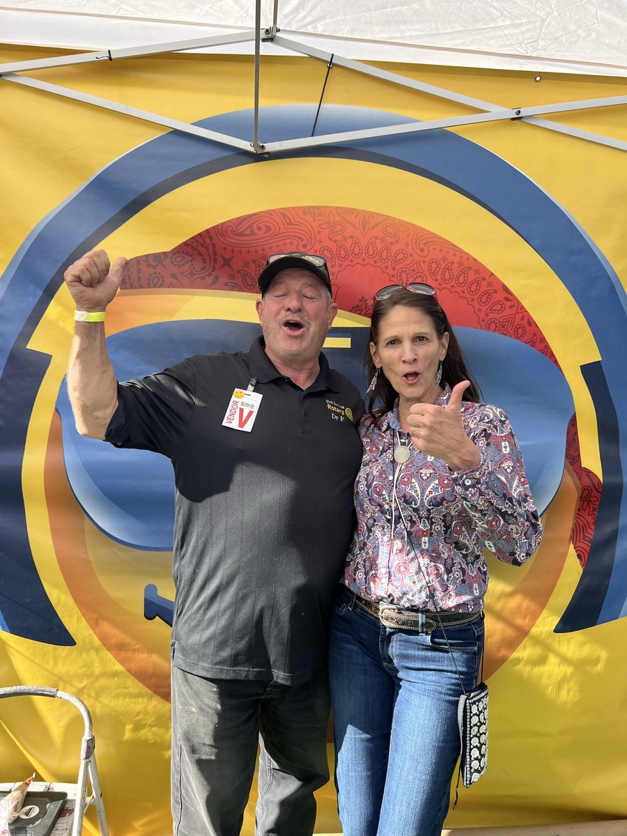 Can’t wait to see my friend, Miss Kelly perform!