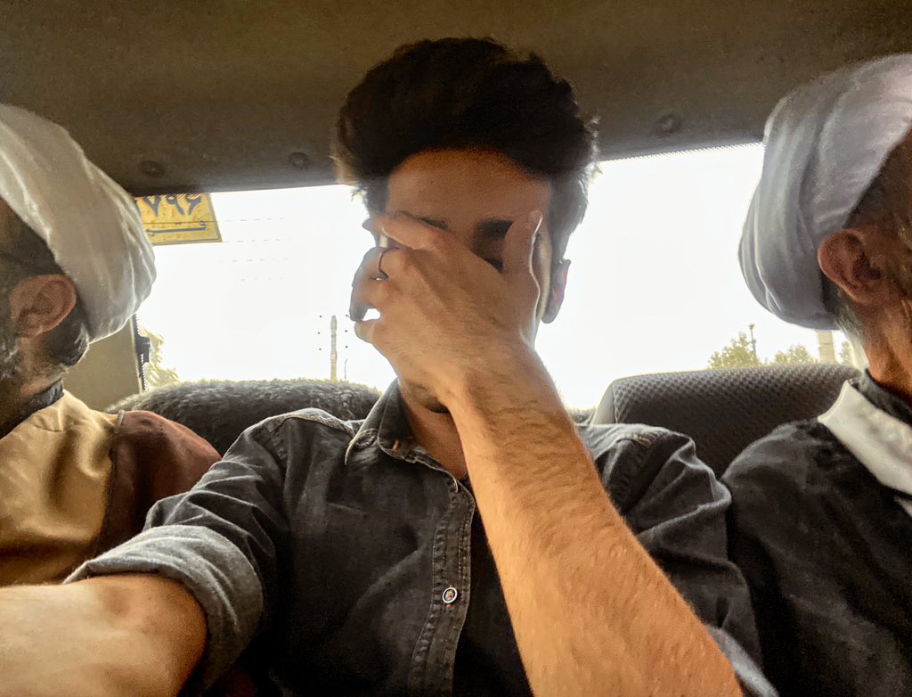 alirezarj__'s tweet photo. وقتی تو قم سوار تاکسی میشی: https://t.co/gmpMhcmdzJ