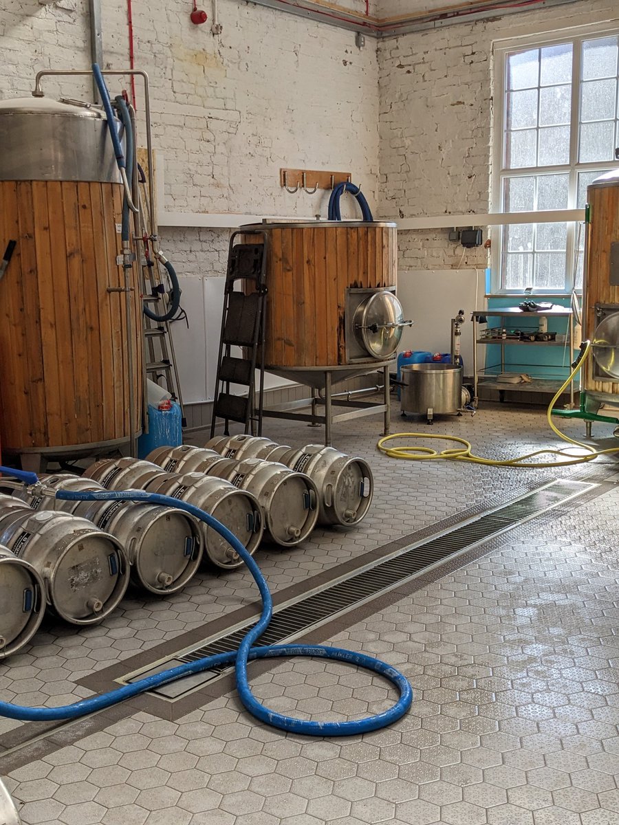 RunawayBrewery's tweet photo. BREWERY TOURS
Our ever popular tours &amp; tastings take place every Friday from 4pm AND at 12:30 on the first Saturday of every month.

Take a look behind the scenes, learn more about our future plans &amp; find our more about us &amp; our beer!

https://t.co/lBZMvsny0j https://t.co/5LWUk1eV8f