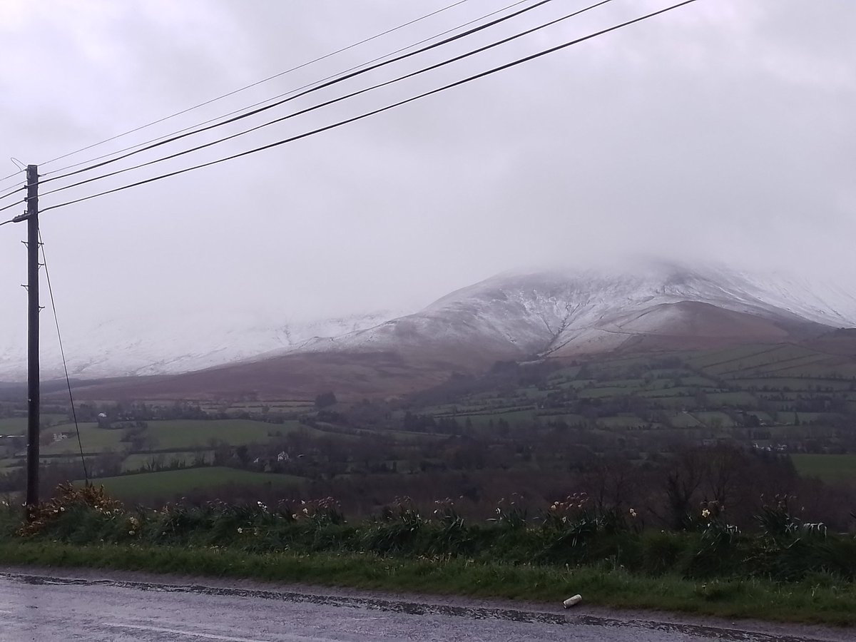 A bit of sneachta on the Galtees this morning @CarlowWeather
