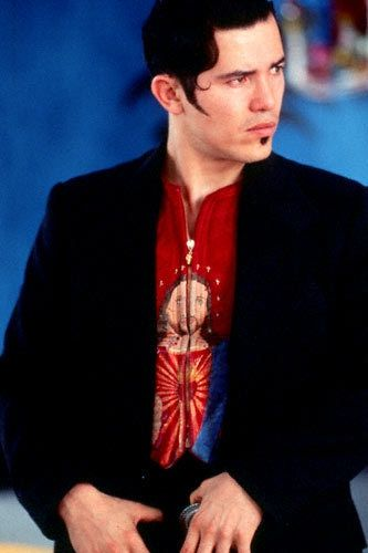 phosphor_glow's tweet photo. sorry but my John Leguizamo is Tybalt https://t.co/khmRZk1reO