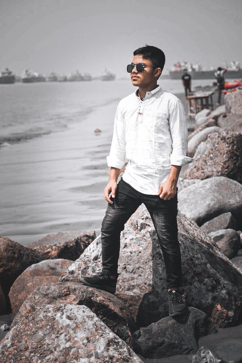 klrrahul35's tweet photo. -প্রতি'টা মানুষ-ই সুখী!-😊🍂..,*
-তার নিজ নিজ কল্পনার জগতে!}-🖤🌺 https://t.co/39YU8BP59K