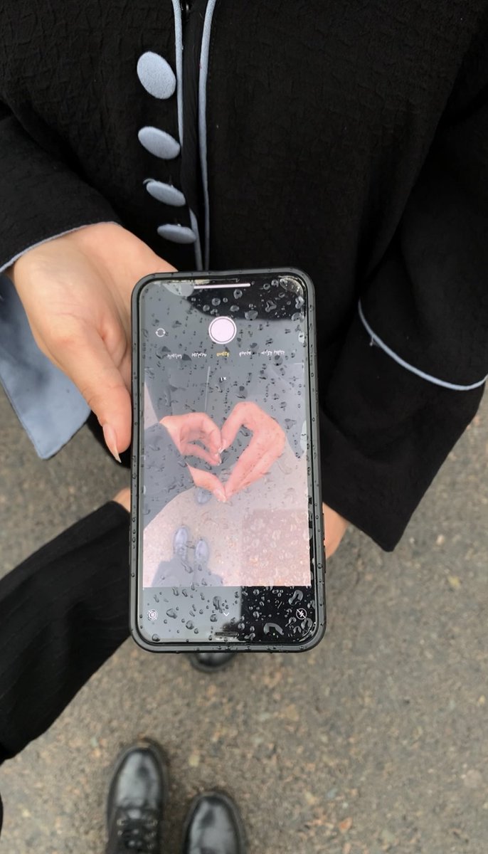 اللهُم أجعل يدي بيدها في زَحام الَجنّةِ سويًا❤️