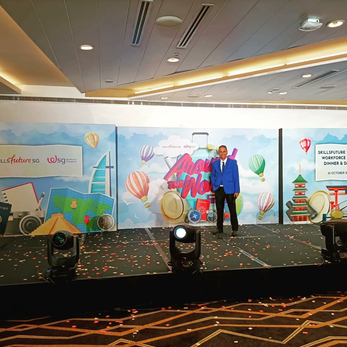 EmceePremLulla's tweet photo. #photography #showhost #sgemcee #masterofceremonies #entertainers #singaporelife #audienceengagement #eventmc #workforce #SkillsFutureSG #foryoupage #emceesg #emceesingapore #TrendingNow #eventemcee #emceeevent #emcees #emcee #emceelife #anchor https://t.co/GlpXmCNfeW