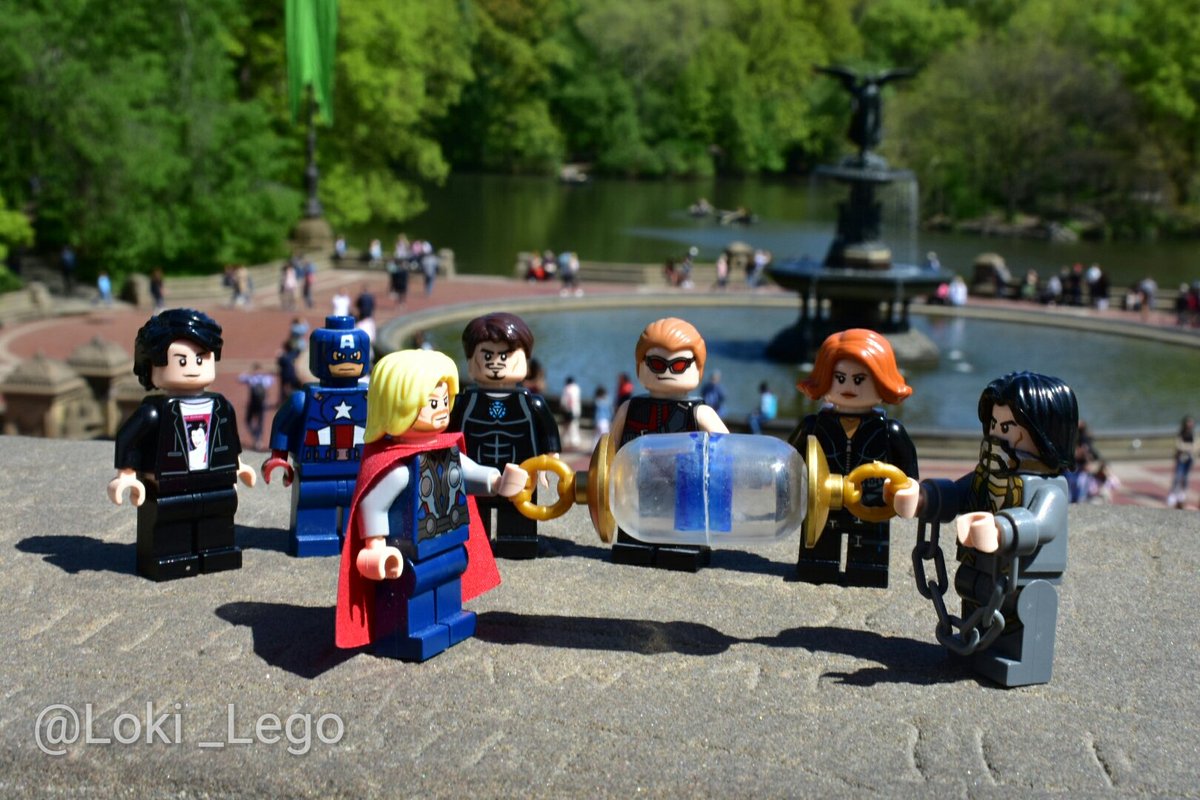 Lego Loki tweet media