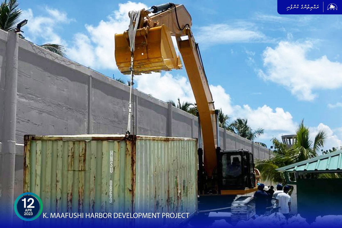 xaahidhu's tweet image. ކ. މާފުށީ ބަނދަރު ތަރައްޤީ ކުރުމުގެ މަޝްރޫޢުގެ އަމަލީ މަސައްކަތް ފެށުމަށްޓަކައި 8 އޭޕްރީލް 2023 ވަނަ ދުވަހު ޕްރޮޖެކްޓް ސައިޓް މޮބިލައިޒްކޮށްފި.
#MTCCProjects #RayyithungeKunfuni