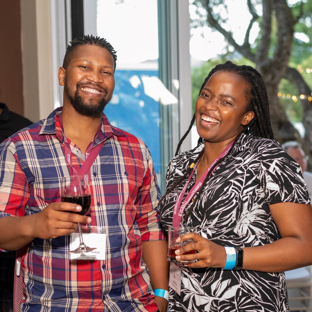 #cheers  to a short week 🥳! Hopefully everyone could celebrate the past long weekend like we did at the #SACI44 dinner. #chemistry #WorkHardPlayHard
