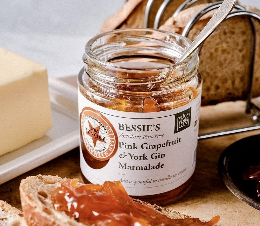 York Gin tweet media