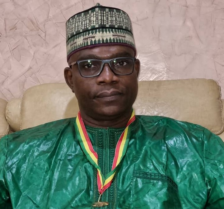 La CNDH se réjouit que M.TOURE ait réapparu dans la nuit du 09 avril.
Elle condamne tout acte d’enlèvements, de disparitions forcées, d’arrestations et détentions arbitraires ; rappelle l’obligation pour l’Etat de veiller au respect des droits  et libertés ci-dessus mentionnés.