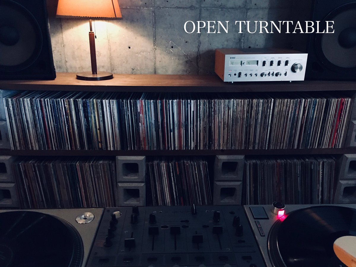 4/21(金)
「オープンターンテーブル」
at ELEVATE <a href="/elevate_tsukamo/">塚本エレバティ</a> 
20:00-
Entrance:FREE

レコード限定の飛び入りDJサロンです

ご参加は好きな時間にレコードを持ってご来場ください
(20分程度のローテーションです)

初心者さんの練習からベテランDJさんまで、ジャンル不問

＊御見学も大歓迎です