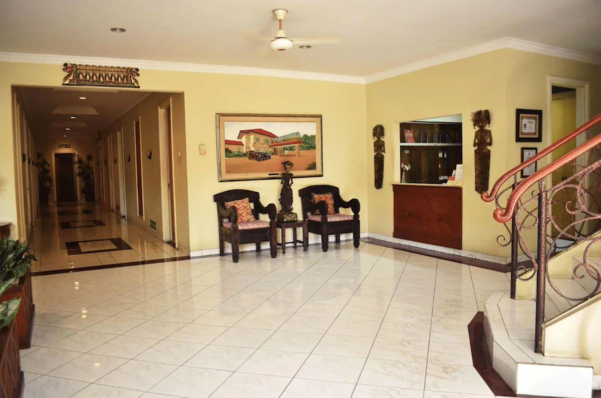 Jual Hotel Guest House di Daerah Jati Padang Jakarta Selatan

Luas Tanah 1300 m2, Luas Bangunan 900 m2
Kamar Tidur 17, Kamar Mandi 20
Listrik 23,500VA, PDAM, 22 AC
Sertifikat SHM, Hadap Utara

HARGA JUAL RP 27 M

Anna Vangogh 0813-5364-7687 ( WA ), 0813-3175-0518 ( TLFN )