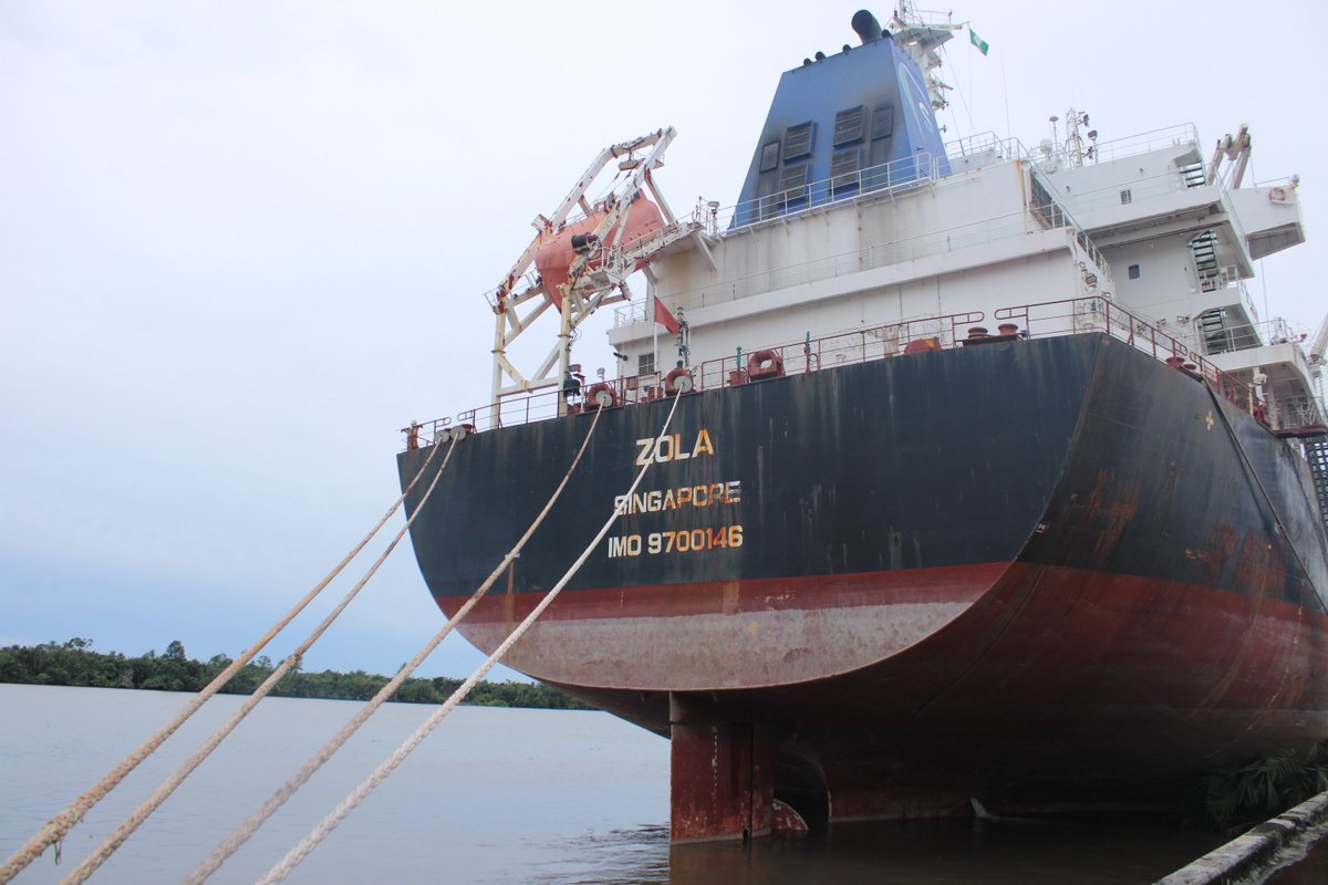 ecmterminalsltd's tweet photo. Announcing the arrival of the vessel Zola Singapore discharging at our terminals, multipurpose terminals ‘B’ of Calabar Port.  
#port #vessel #Calabar https://t.co/GFTqrm0hqy