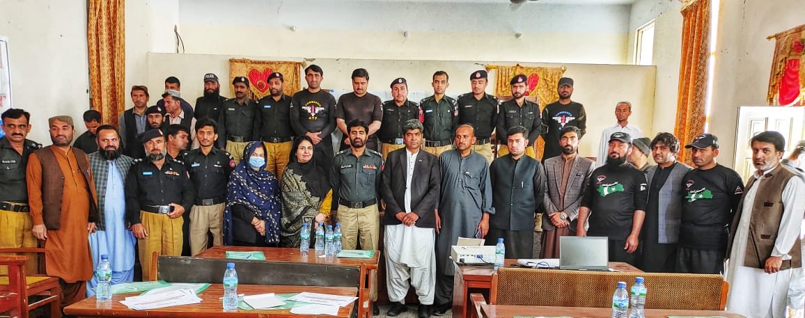 SBolochistanpk's tweet image. On March 21, 2023, a training session for LEAs (Law Enforcement Agencies) was conducted in Chaman, which was attended by 35 police officers. #police #lEAs @UNHCRPakistan @AbdulAwadood