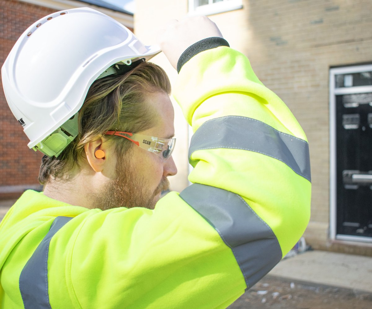 Our vast range of #PPE covers head-to-toe safety! Make sure you're covered ✊ #safety #trade #safetymadesimple