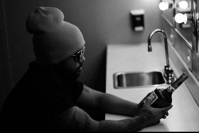OG_Serge's tweet photo. Bodega Bamz back stage @ club soda circa 2015 https://t.co/wyHLORGcDm