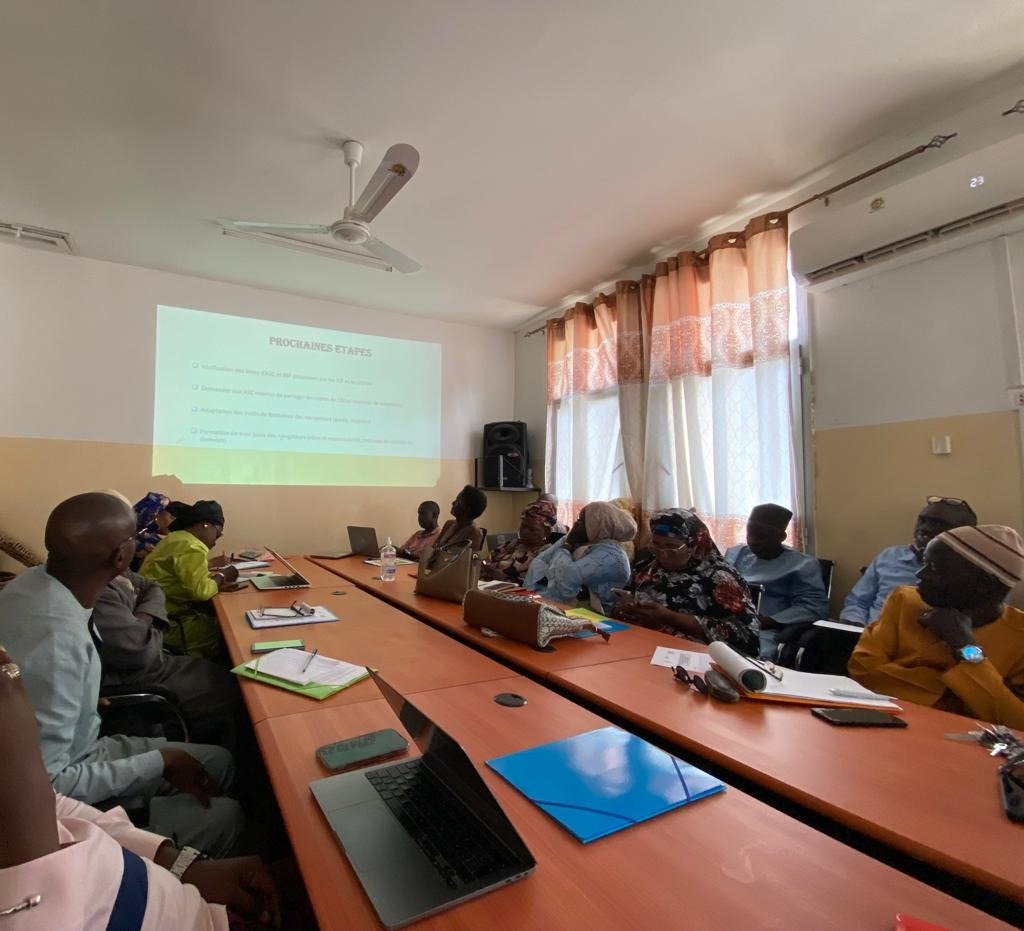 Lancement à Sokhone du projet de Navigation en santé avec les unités départementales d'assurance maladie en faveur des indigents (BSF)
<a href="/ised_de/">ISED - Institut de Santé et Développement</a> <a href="/UCAD_Senegal/">Université Cheikh Anta Diop de Dakar</a> <a href="/ird_fr/">IRD.fr</a> <a href="/AFD_France/">Agence Française de #Développement (AFD) 🇫🇷 🇪🇺</a> <a href="/FundInnovDev/">Fonds d’Innovation pour le Développement</a> <a href="/acmu_senegal/">cmu_senegal</a> <a href="/P4HNetwork/">P4H Network</a> <a href="/UHCPartnership/">UHC Partnership</a> <a href="/santegouv_sn/">Ministère de la Santé et de l'Hygiène publique</a> <a href="/samb_omar/">omar samb</a>
