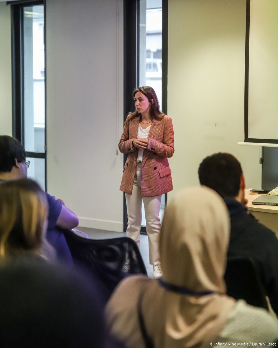 TP_A_A's tweet image. 𝑺𝒆𝒎𝒂𝒊𝒏𝒆 𝒕𝒉𝒆́𝒎𝒂𝒕𝒊𝒒𝒖𝒆, Jour 2

💼 Visite d'entreprises et découverte des métiers ce matin pour nos Académiciens : retour en images à Villeurbanne, pour la visite de @ciril_group !

Échanges sur les métiers de l'IT et visite du Data Center ! 

#TPAA