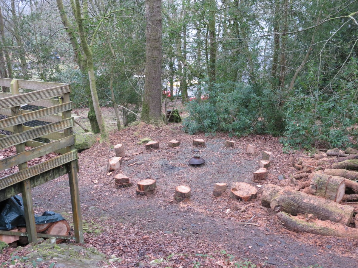 LancsOutdoorEd's tweet photo. Presenting #TowerWood 's new and improved bushcraft and campfire area! A number of our trees had to be felled recently due to Ash dieback, so we thought we'd put the timber to good use!
#LearnOutsideExplore
#Bushcraft
#Campfire
#OutdoorLearning https://t.co/IxRjPsKaHZ